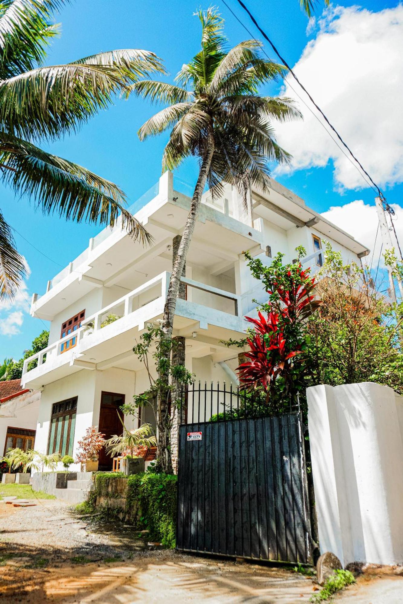 Plantation Inn Weligama Exterior photo